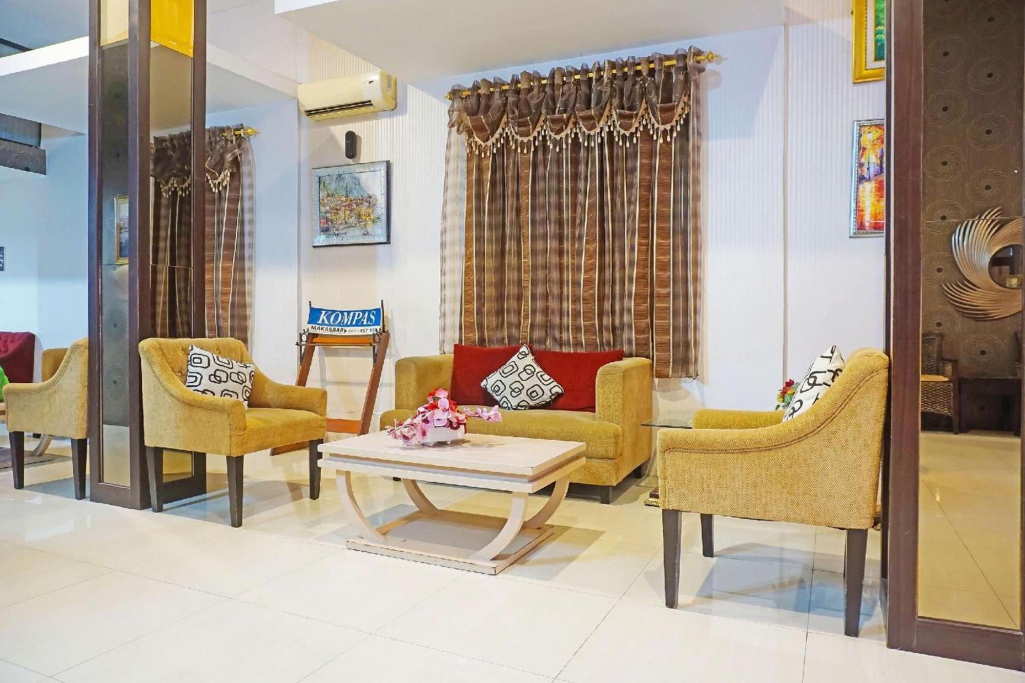 Collection O Losari Near Pantai Losari Formerly Hotel Grand Populer Makassar Exterior photo